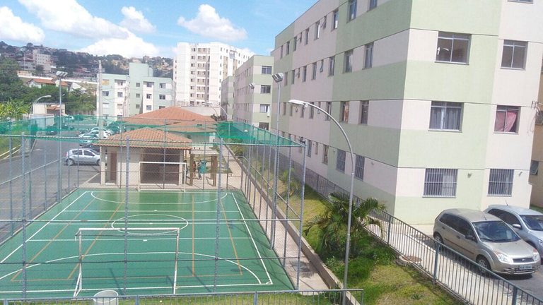 Condomínio encantador com estacionamento incluído