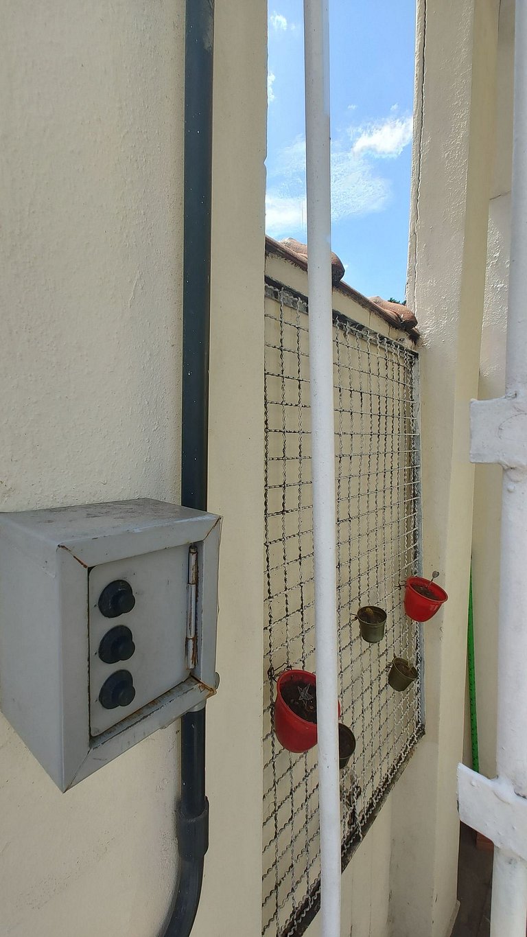 Entire apartment (1) with reversible living room