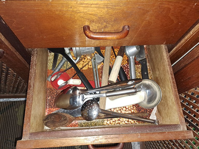 Paradisíaco, piscina e churrasqueira em Guapimirim