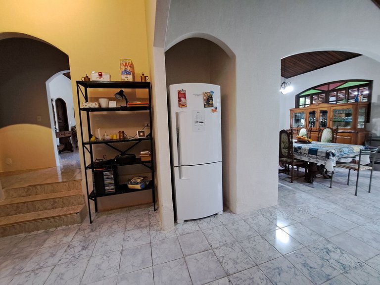 Paradisíaco, piscina e churrasqueira em Guapimirim