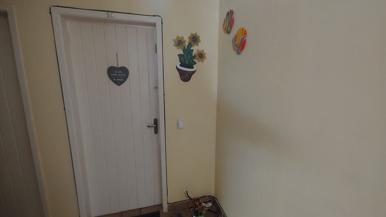 Beautiful 3 Bedrooms with Deck, Barbecue, Pool, Angra