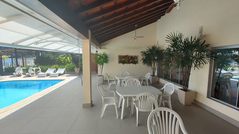 Beautiful 3 Bedrooms with Deck, Barbecue, Pool, Angra