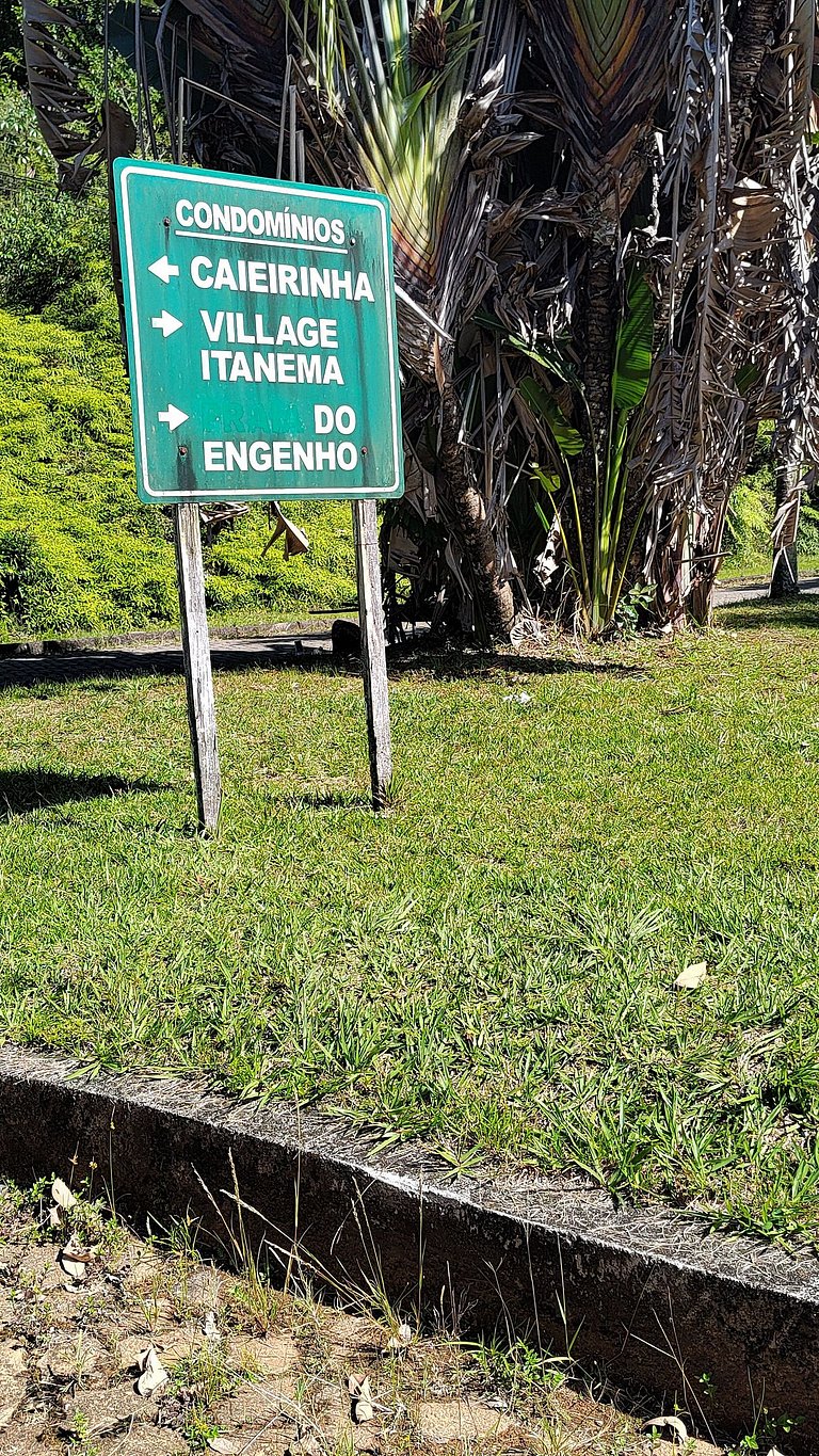 Beautiful 3 Bedrooms with Deck, Barbecue, Pool, Angra