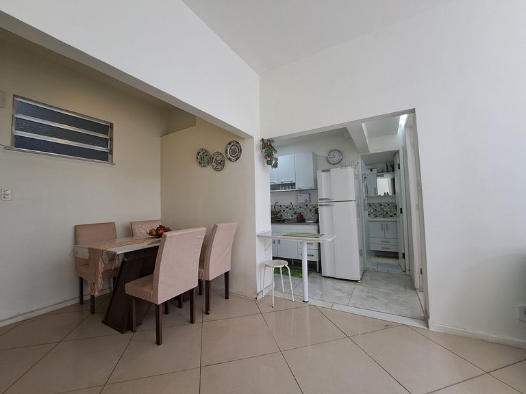 Complete apartment with SPACE between Botafogo and Copacaban