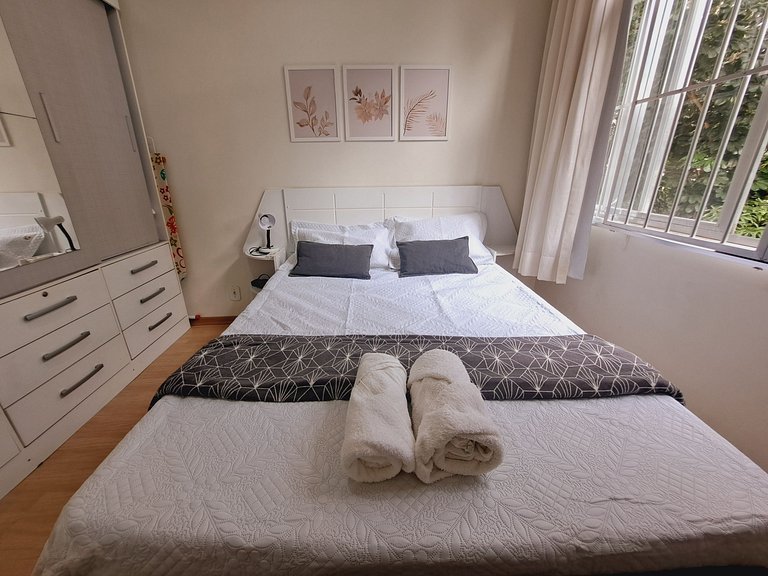 Complete apartment with SPACE between Botafogo and Copacaban