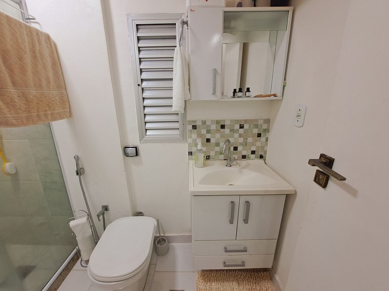 Complete apartment with SPACE between Botafogo and Copacaban