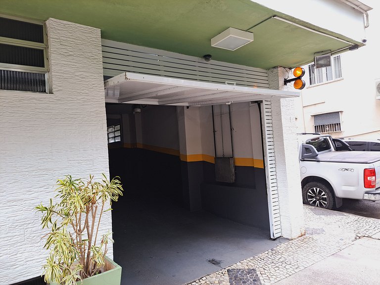 Complete apartment with SPACE between Botafogo and Copacaban