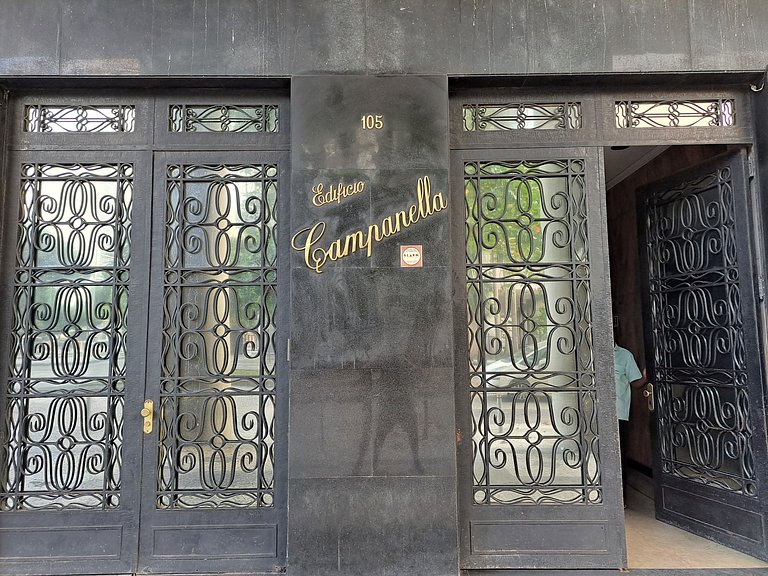 Novíssimo APTO metrô na porta VLT Centro Rio