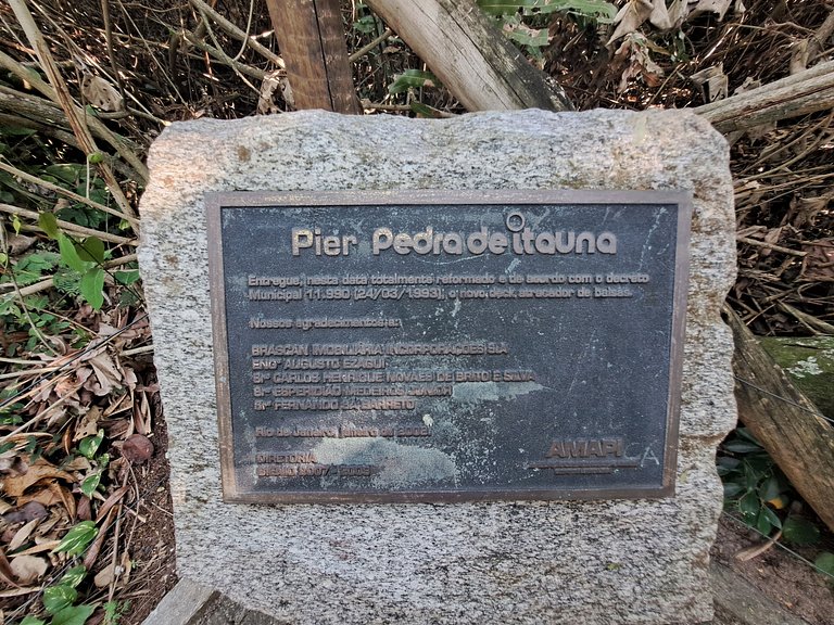 Quarto2 suíte com Vista Pedra de Itauna Barra RJ - home with