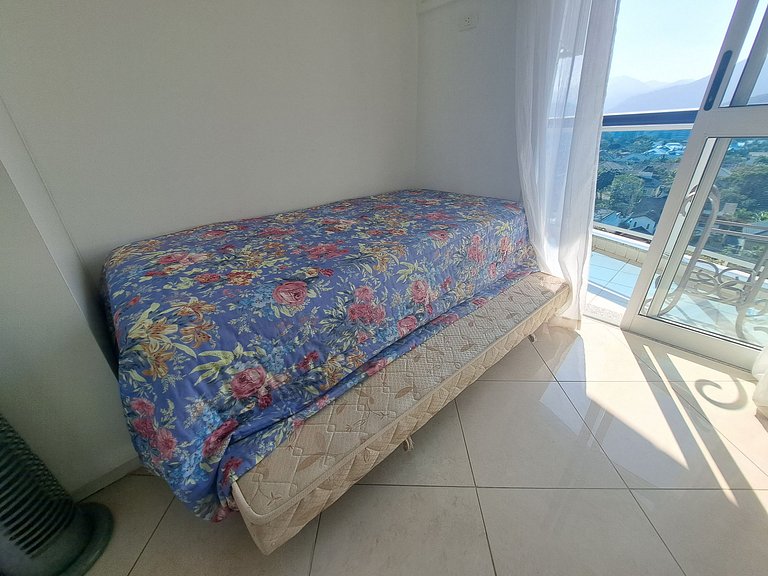 Bedroom 2 suite with view of Pedra de Itauna Barra RJ - home