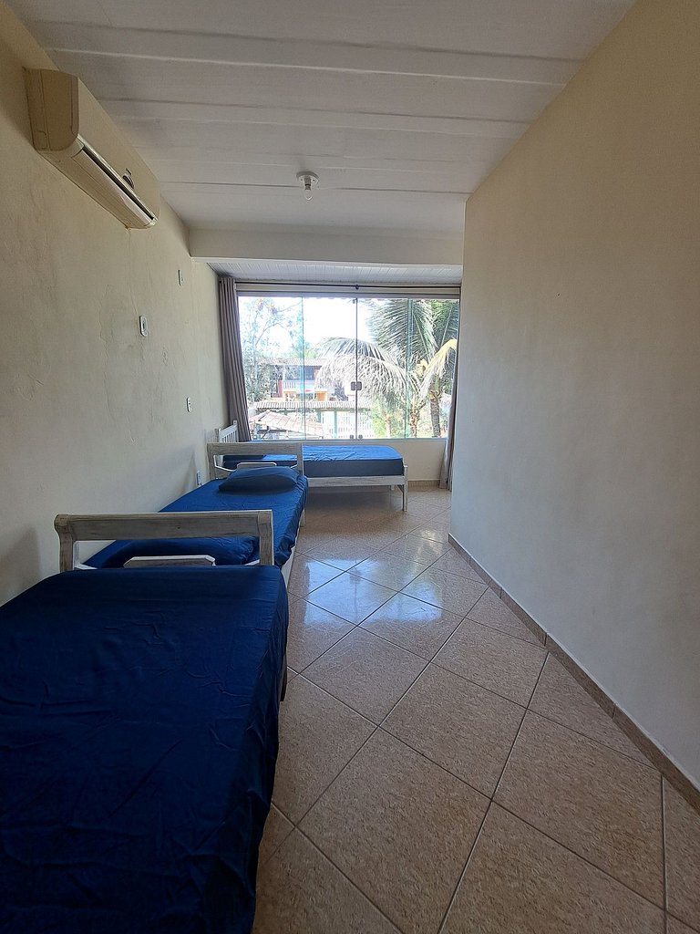 Beautiful 4 bedroom house with barbecue in Prainha Mambucaba