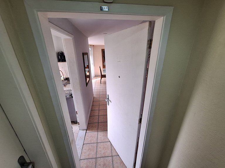 Quarto em Apto confortável 10 min da praia do Recreio RJ