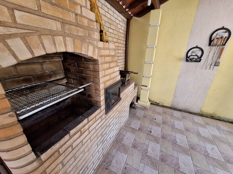 Casa Mega confortável a pé da Praia Pereque Angra