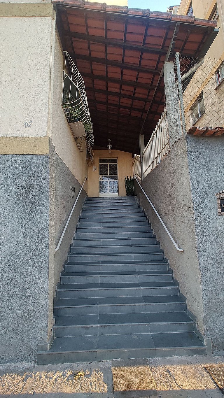 Confortável AP 2 qts Garagem completo Contagem BH - Excelent