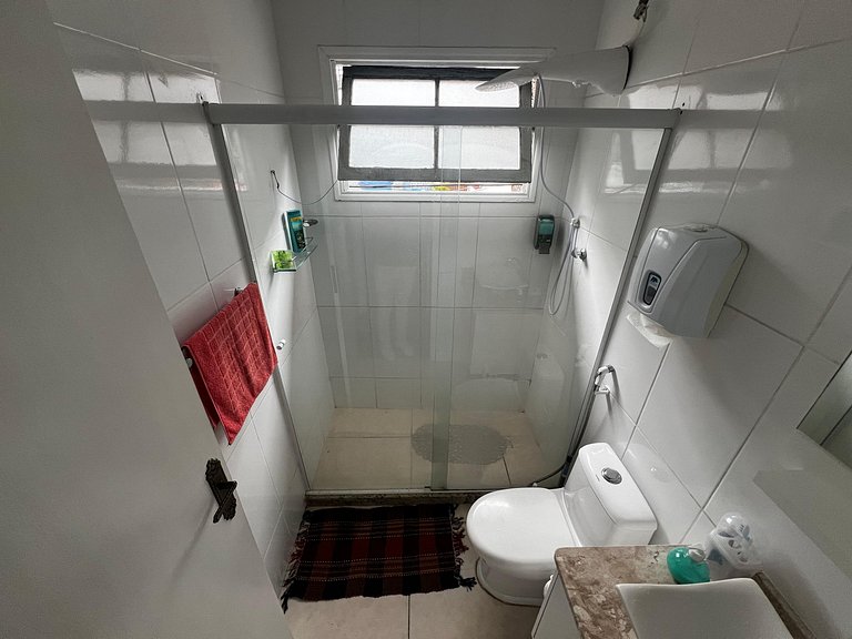 Casa aconchegante 2 qtos Centro de Angra dos Reis