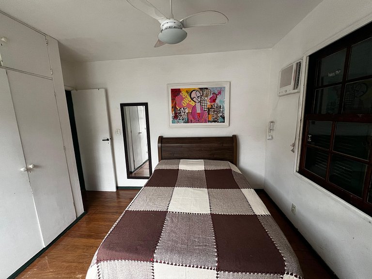 Casa aconchegante 2 qtos Centro de Angra dos Reis