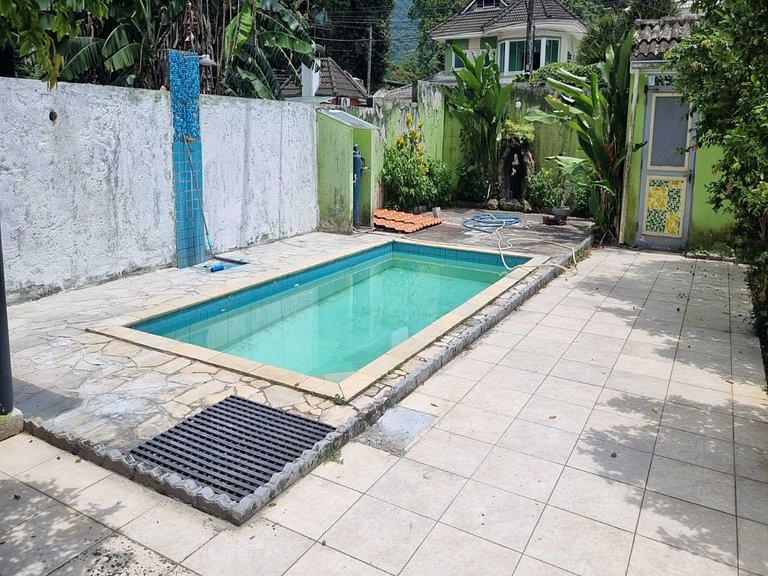 Quarto 1, piscina, a 5 min Praia do Recreio, prox ao Rock in