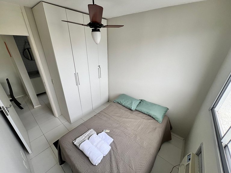 Apto completo Ar garagem piscina Barra Olímpica RJ prox ao R