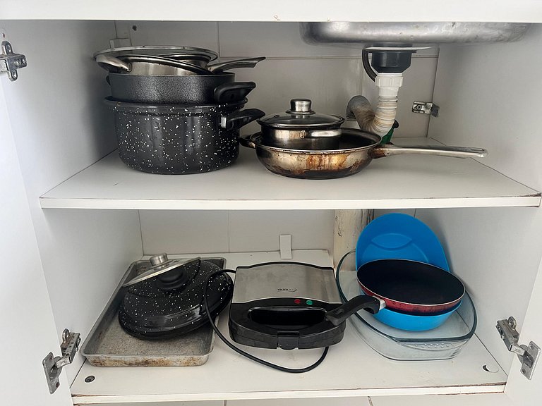 Apto completo Ar garagem piscina Barra Olímpica RJ prox ao R