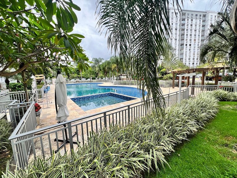 Apto completo Ar garagem piscina Barra Olímpica RJ prox ao R