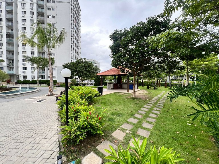 Apto completo Ar garagem piscina Barra Olímpica RJ prox ao R