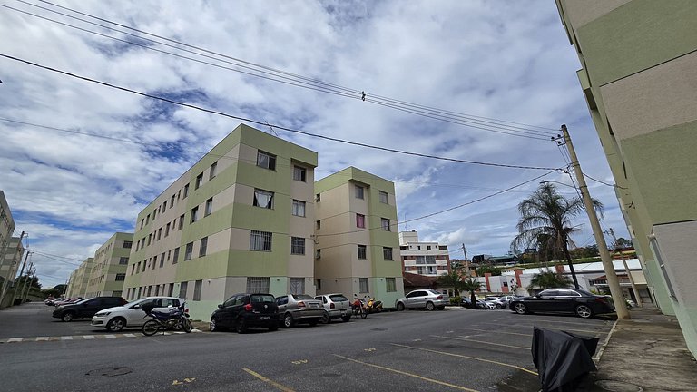 Apto confortável 2 quartos garagem Vespasiano BH