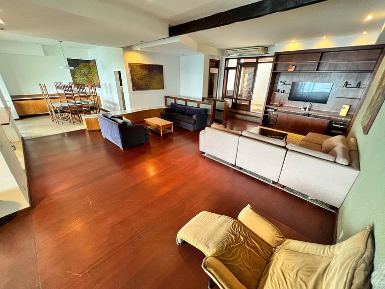 Mega casa 5 suítes, vista pro mar, piscina e churrasqueira J