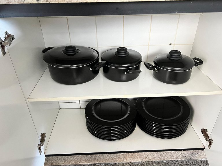 Mega casa 5 suítes, vista pro mar, piscina e churrasqueira J