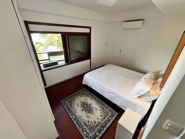 Mega casa 5 suítes, vista pro mar, piscina e churrasqueira J