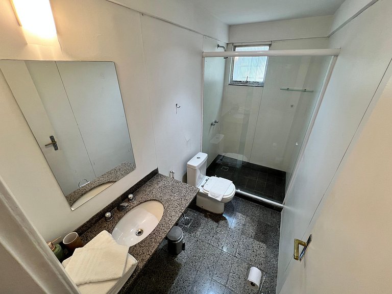 Mega casa 5 suítes, vista pro mar, piscina e churrasqueira J