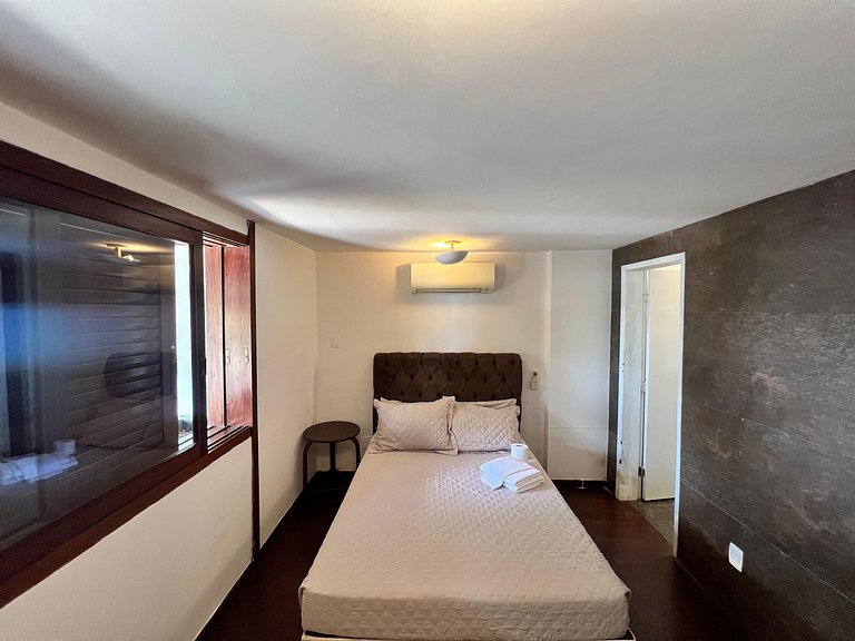 Mega casa 5 suítes, vista pro mar, piscina e churrasqueira J