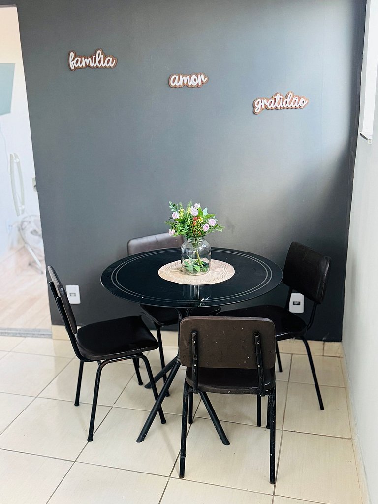 Edícula Privativa e Confortável de Fácil Acesso - Retiro VR