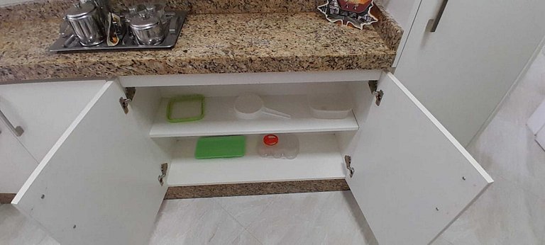 Apto completo 2 quartos garagem Jardim Amália VR RJ