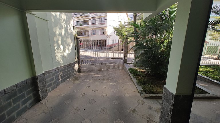 Apto completo 2 quartos garagem Jardim Amália VR RJ