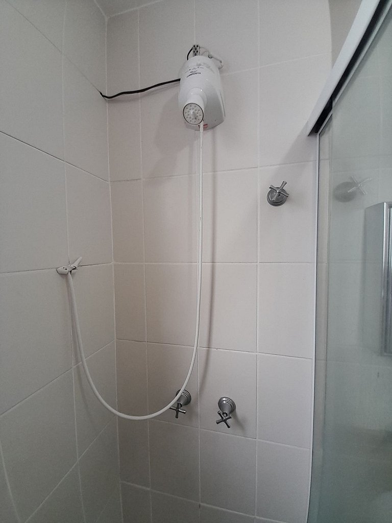 lindo 3qts AR Churrasqueira Piscina Centro Forte Cabo Frio