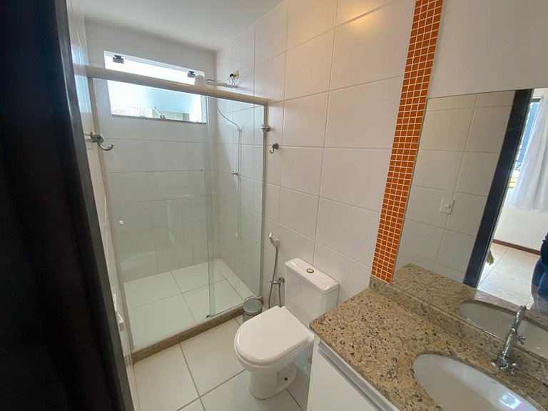 Casa com deck navegável e jacuzzi em Angra dos Reis RJ - Pra