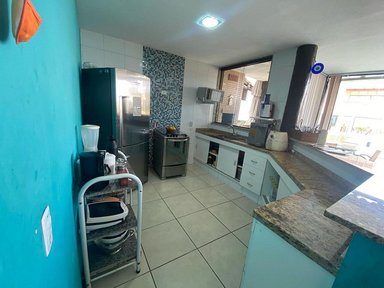 Casa com deck navegável e jacuzzi em Angra dos Reis RJ - Pra