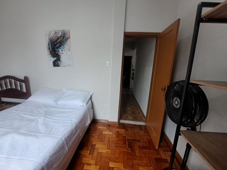 Apto Aterrado 3 quartos próx da CSN Conforto VR RJ