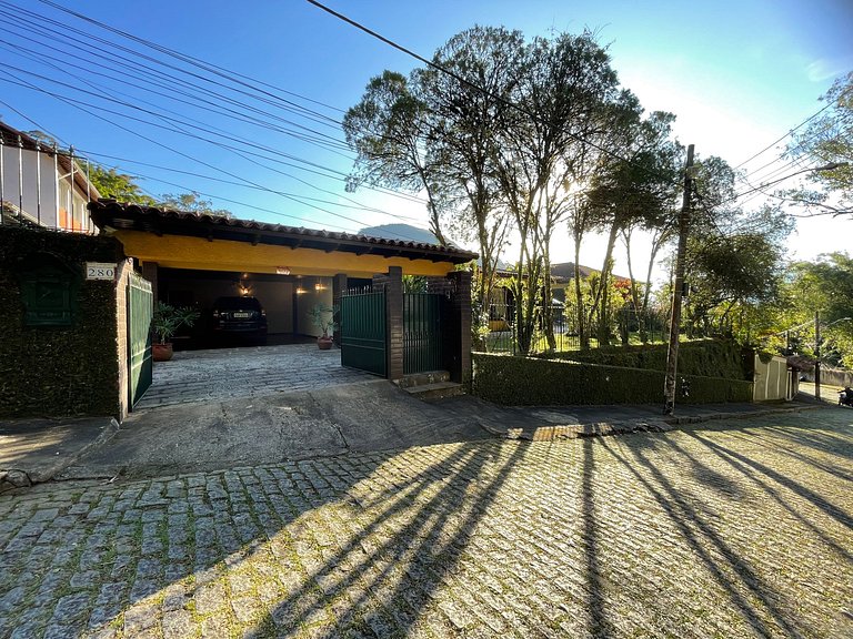 Mansão B@rdô Espaço Gourmet Piscina Petrópolis RJ