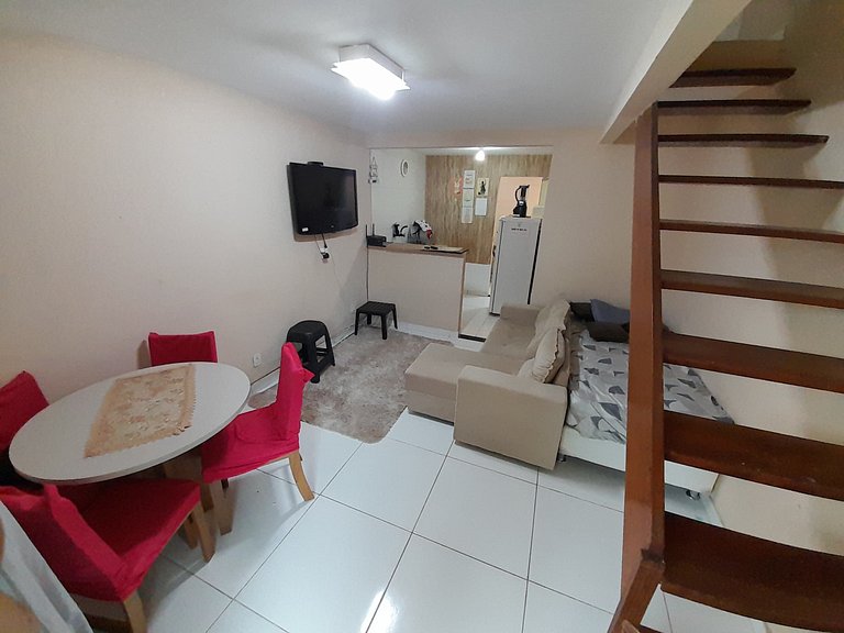 Casa 2qts Churrasqueira Condomínio Pássaros Peró