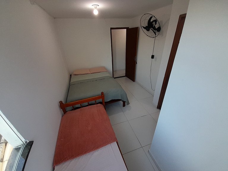 Casa 2qts Churrasqueira Condomínio Pássaros Peró