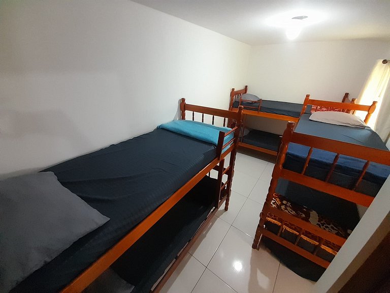 Casa 2qts Churrasqueira Condomínio Pássaros Peró