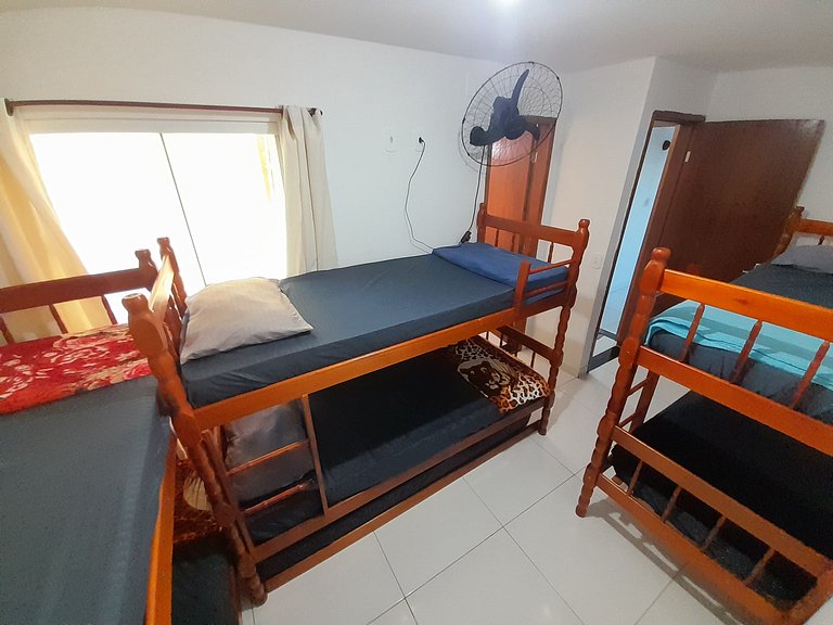 Casa 2qts Churrasqueira Condomínio Pássaros Peró