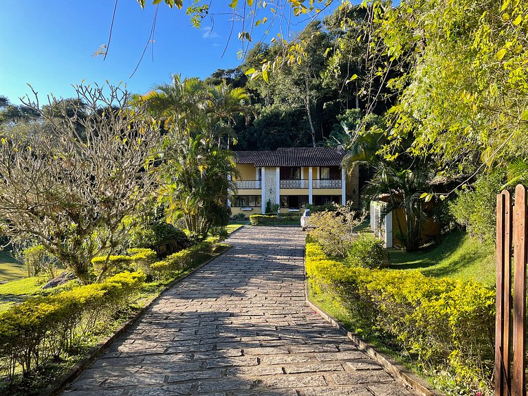 Linda Casa 4qts Piscina Churrasqueira Petrópolis - Venha par