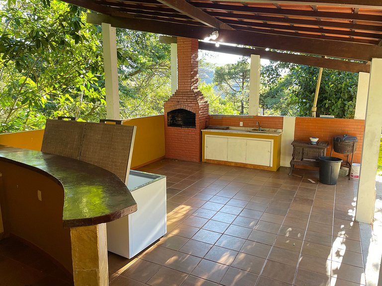 Linda Casa 4qts Piscina Churrasqueira Petrópolis - Venha par