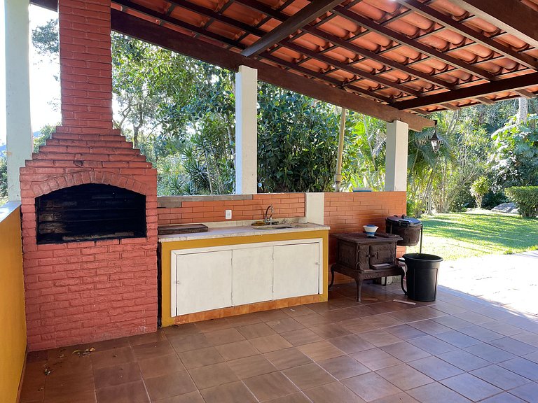 Linda Casa 4qts Piscina Churrasqueira Petrópolis - Venha par