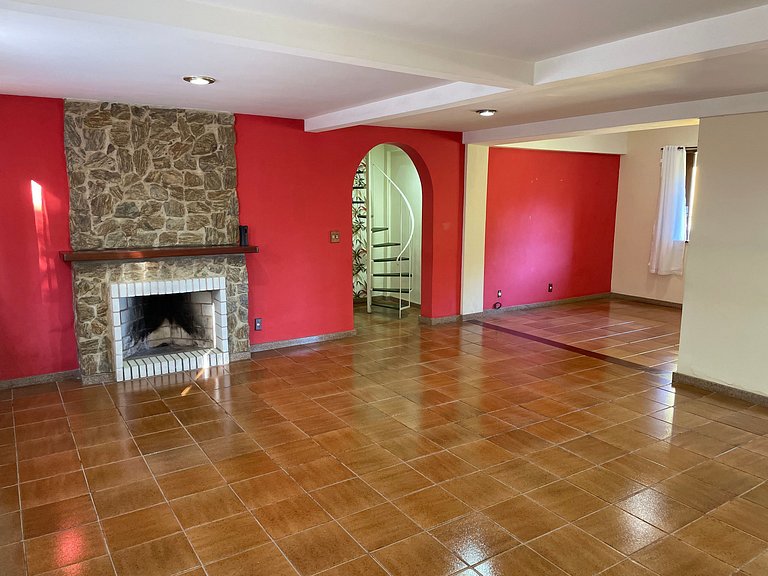 Linda Casa 4qts Piscina Churrasqueira Petrópolis - Venha par