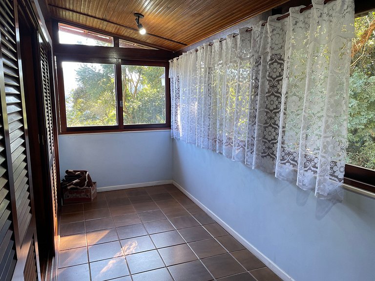 Linda Casa 4qts Piscina Churrasqueira Petrópolis - Venha par