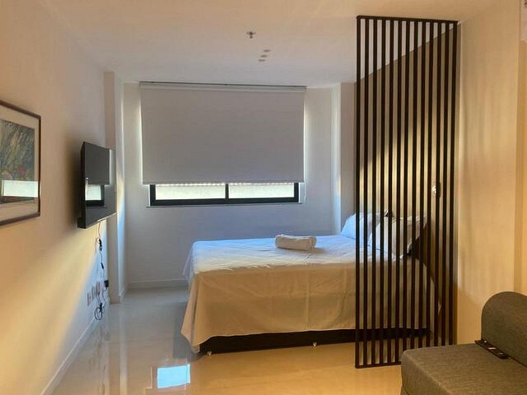 Flat moderno Garagem AR cond Jardim Amália VR