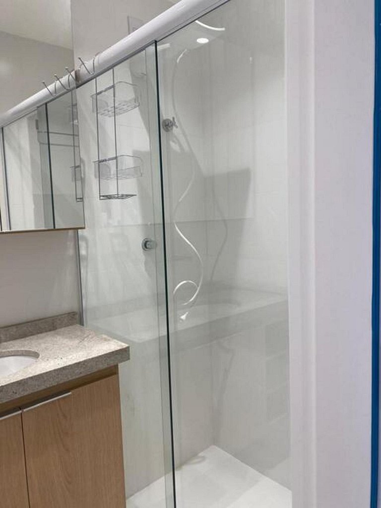 Flat moderno Garagem AR cond Jardim Amália VR